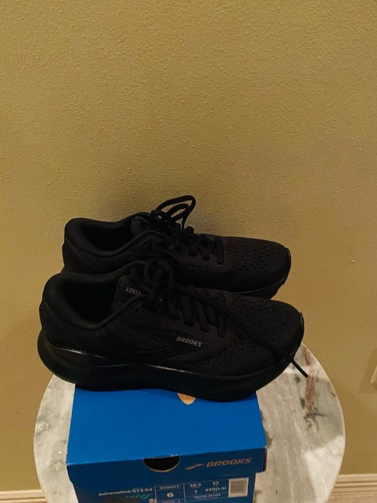 Brooks Adrenaline GTS 24 Women's Sneakers Black size 6 - Picture 4 of 8